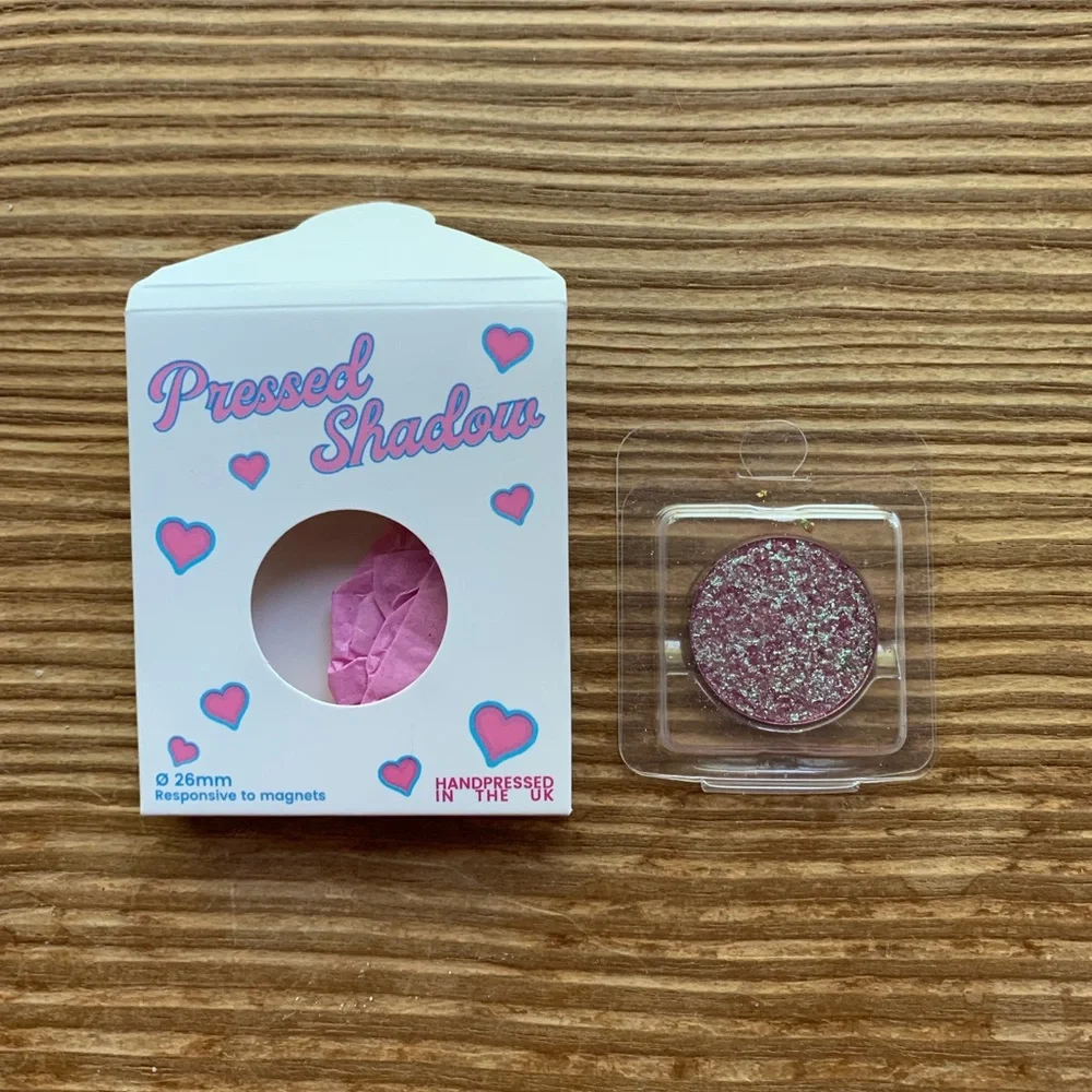 Pastel Roses UK brand new